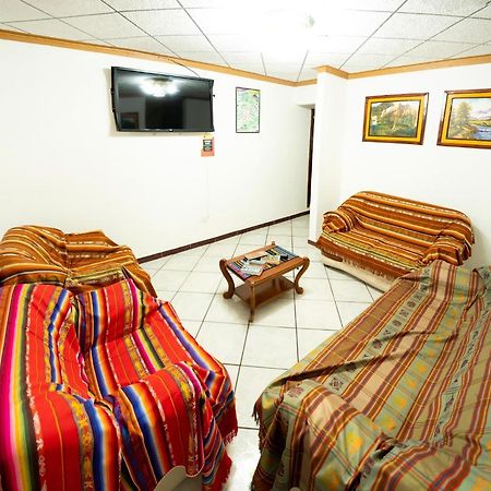 Mashy'S Hostal Otavalo Luaran gambar