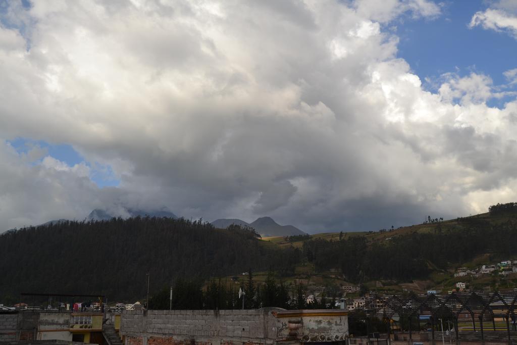 Mashy'S Hostal Otavalo Luaran gambar